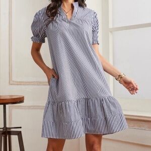 Suzanne Betro Women’s Navy Stripes Mini Shift  Dress. Size XL  SKU 045